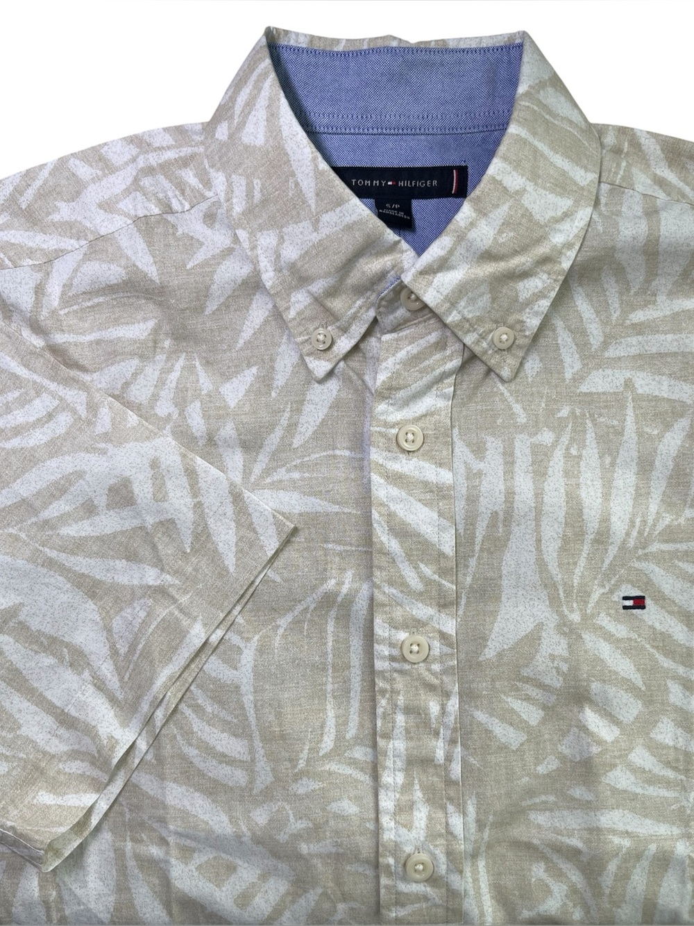 NWT Tommy Hilfiger Men Short Sleeve Button Down Palm Leaf AOP Shirt Size Small